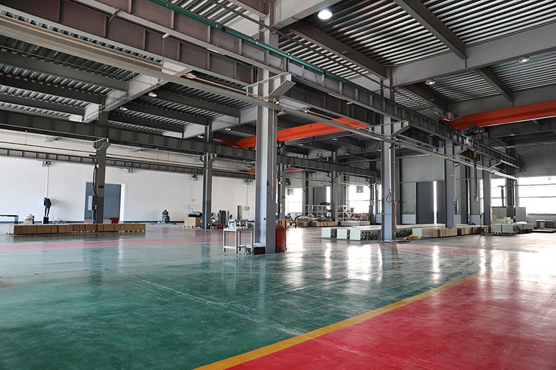 寬敞的標(biāo)準(zhǔn)化廠房