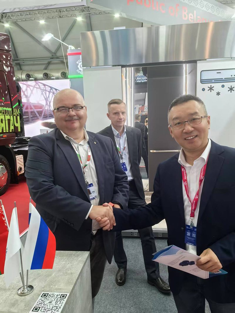 前迅公司參加俄羅斯國際創(chuàng)新工業(yè)展 圖2