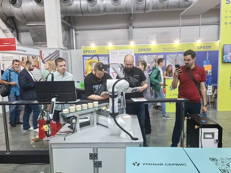 前迅公司參加俄羅斯國際創(chuàng)新工業(yè)展 圖9