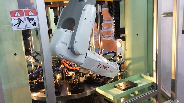 MZ07L懸吊安裝機(jī)器人自動(dòng)裝配