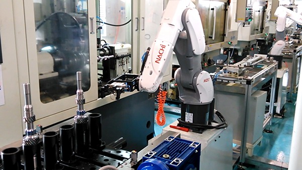 CNC機床MZ07自動上下取放工件