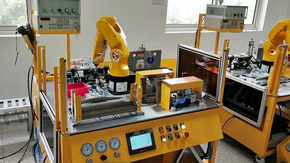 AIR4-560電阻調校上下料