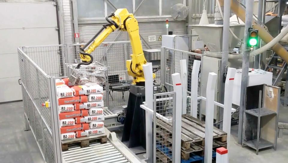 M-710iC/50倉(cāng)儲(chǔ)物料自動(dòng)化搬運(yùn)碼垛